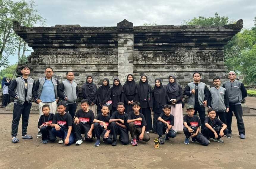 Read more about the article Guru dan Siswa Hibatullah IIBS Belajar Langsung di Jantung Kampoeng Inggris